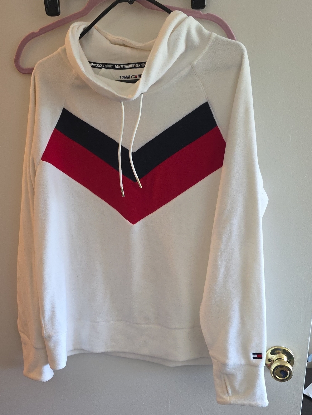 Tommy Hilfiger Fleece with Red & Navy Chevron